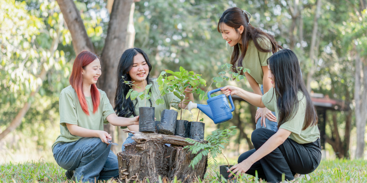 संस्था द्वारा आयोजित सामुदायिक वृक्षारोपण अभियानों के माध्यम से पर्यावरण जागरूकता को बढ़ावा दिया गया